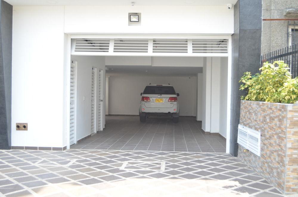Hotel Piaro In Suites Cali Exterior foto