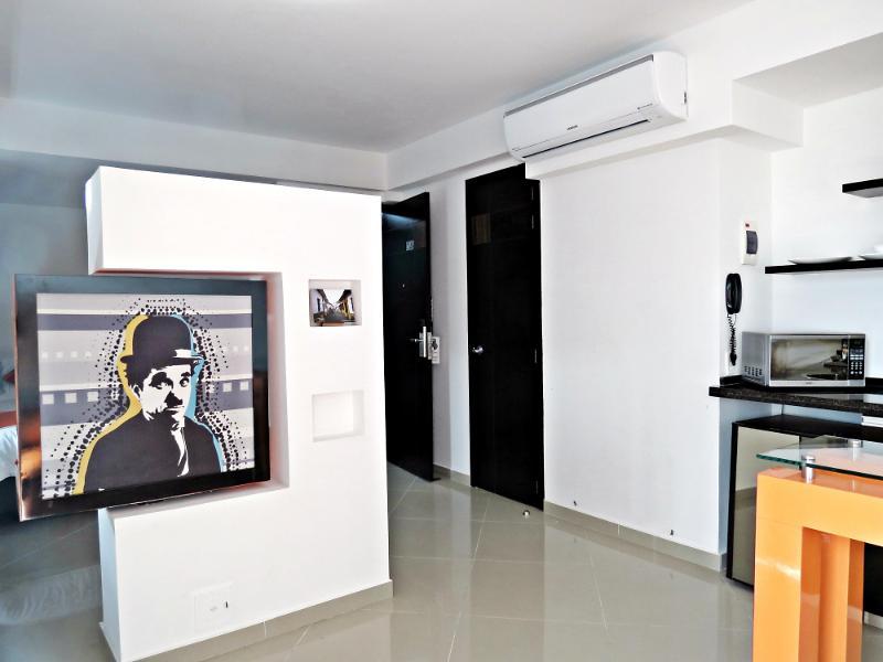Hotel Piaro In Suites Cali Exterior foto
